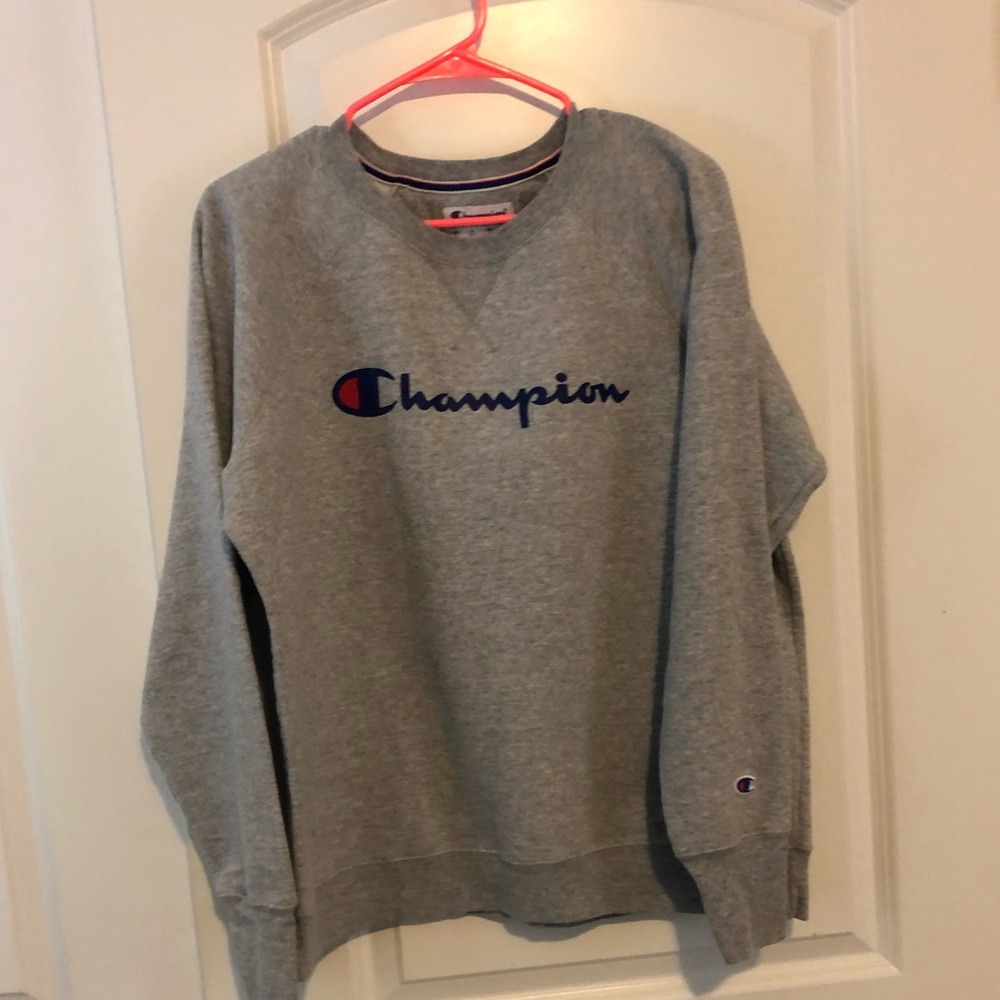 Crew neck pull-over, Champion brand, size XL, fits like a Large, great quality